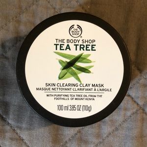 The Body Shop Tea Tree Skin Clearing Clay Mask